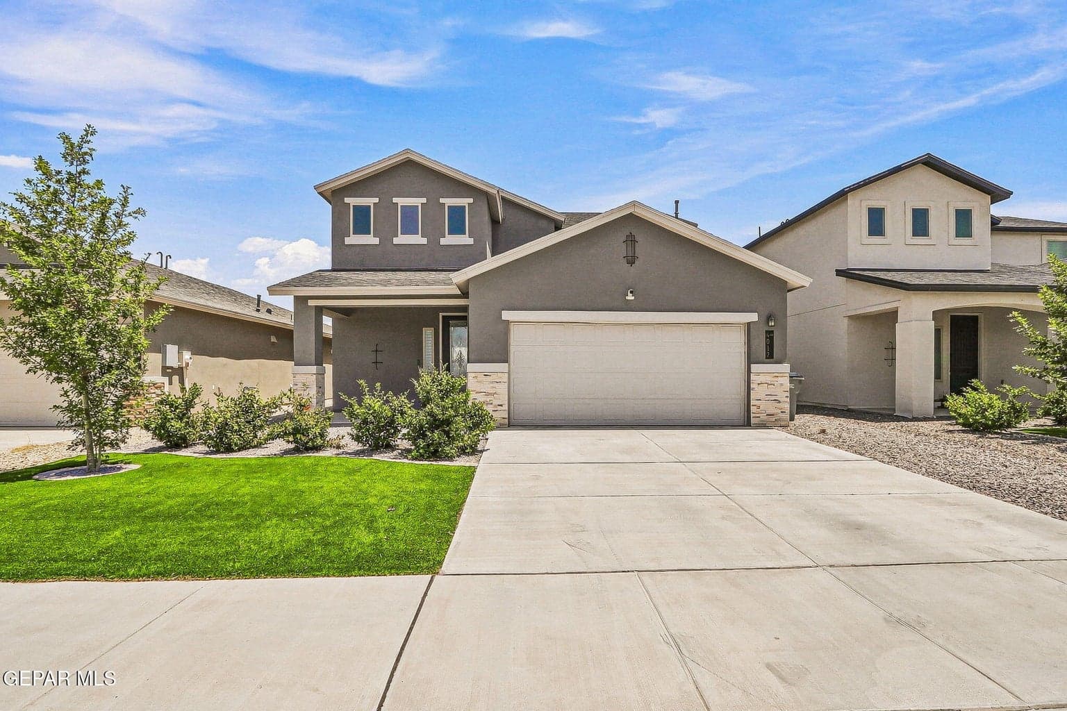4012 DESERT NOMAD Drive