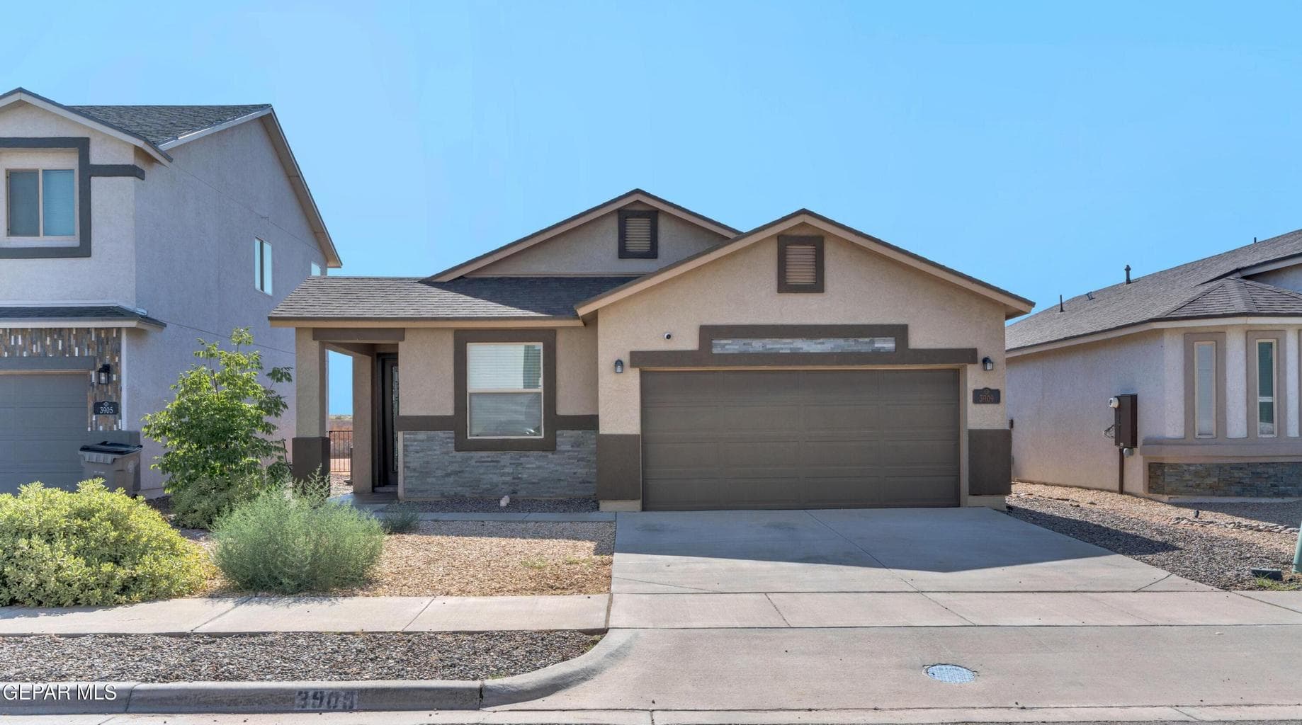 3909 Desert Bluff Drive