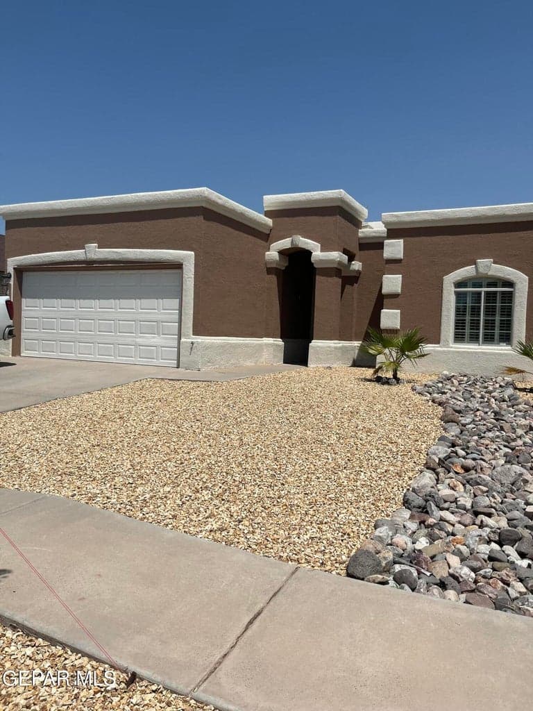 14249 DESERT SAGE Drive