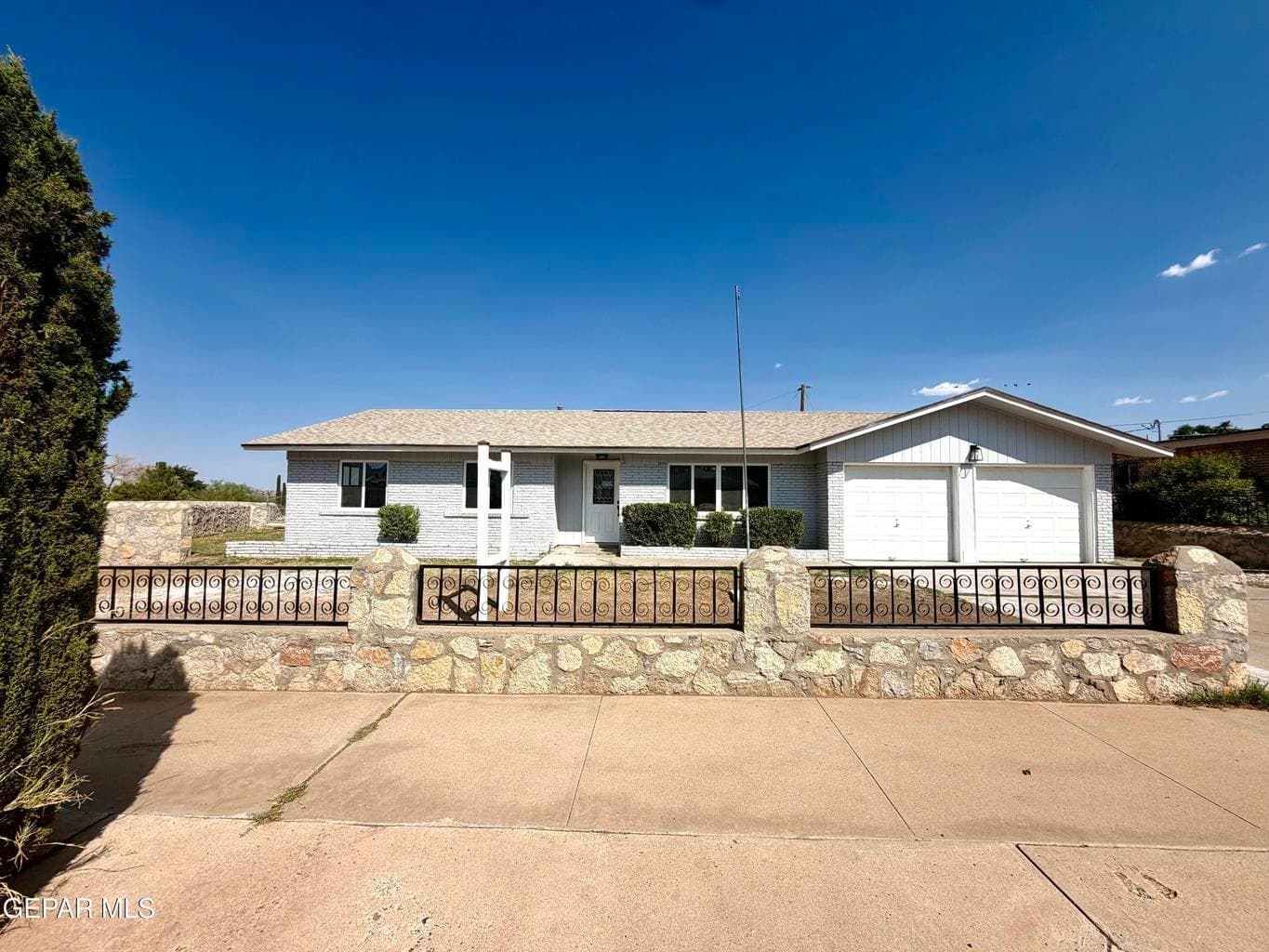 10220 BON AIRE Drive