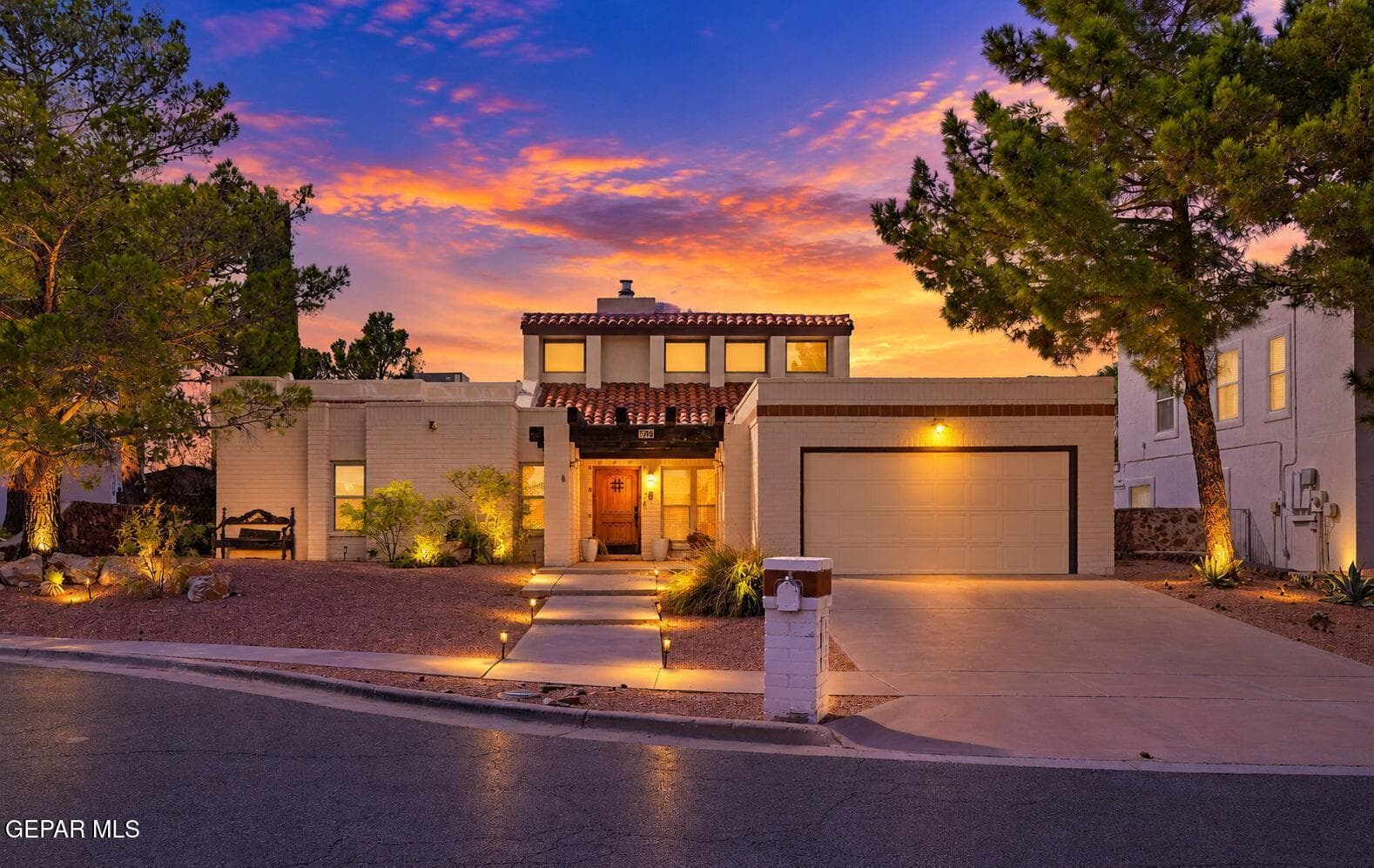 705 PATIO FELIZ Lane