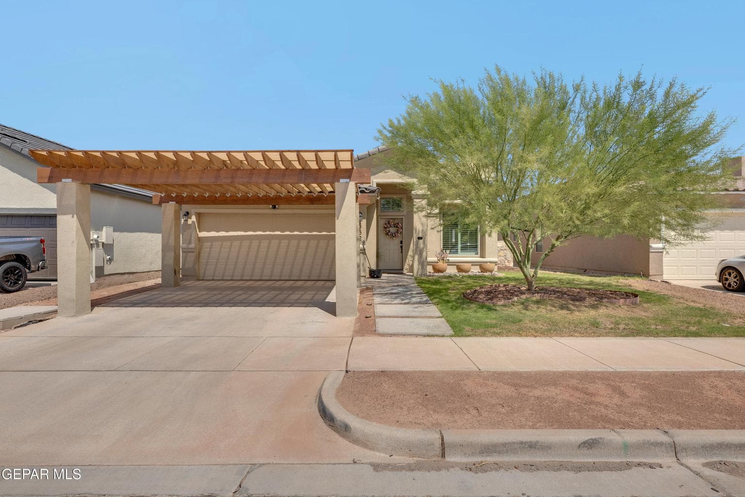 Photo of 552 Paseo Dulce Avenue