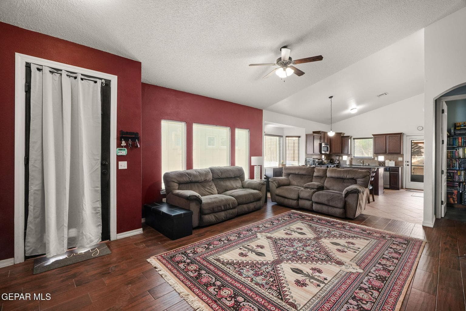 2208 Honour Point Pl-5