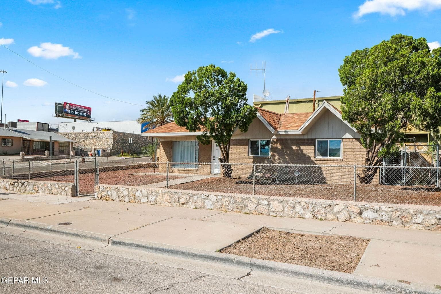 7201 Safford Ct-2