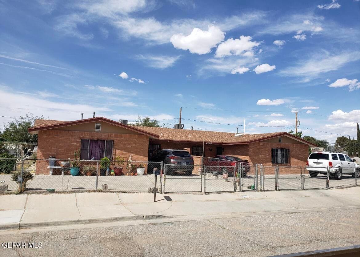435 ARVIN Circle AB