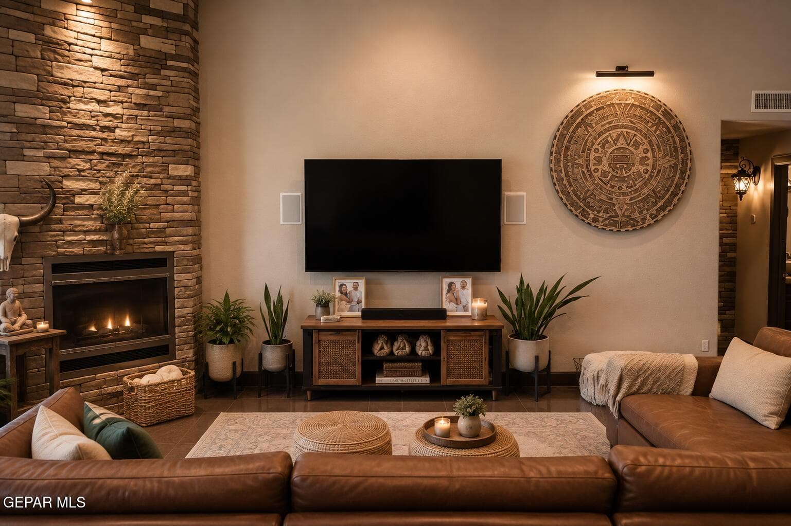 Pioneer ridge living room 2