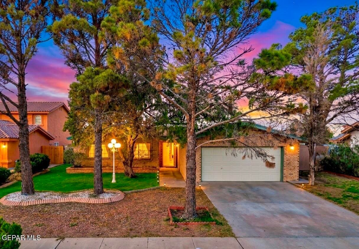 15323 Woodhill front night view