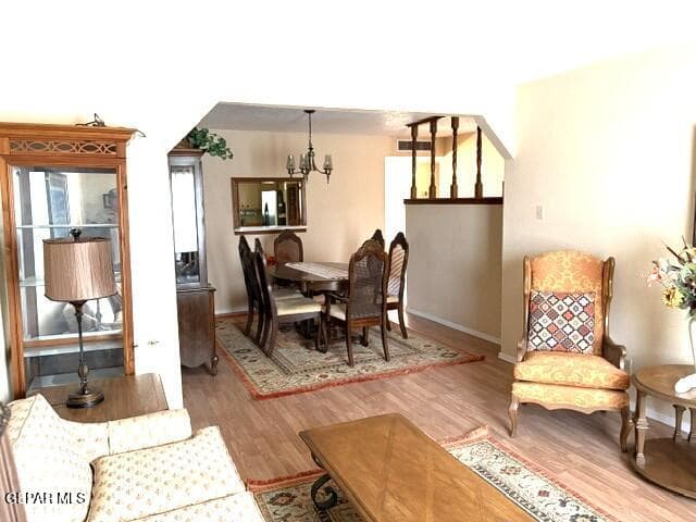 formal dinning room