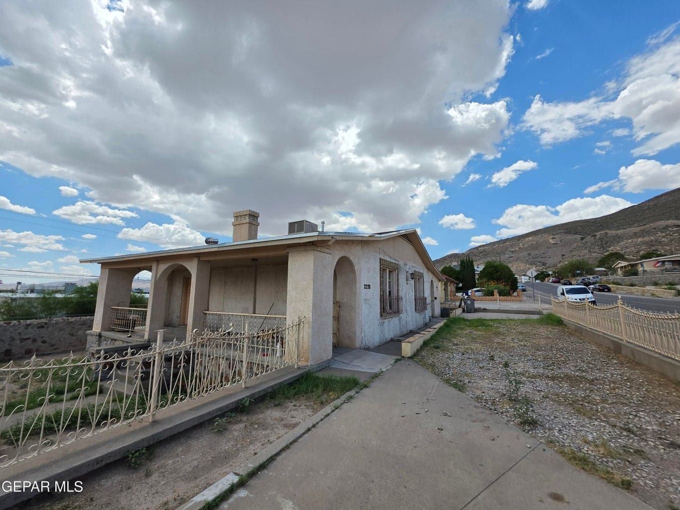 2228 MURCHISON Drive