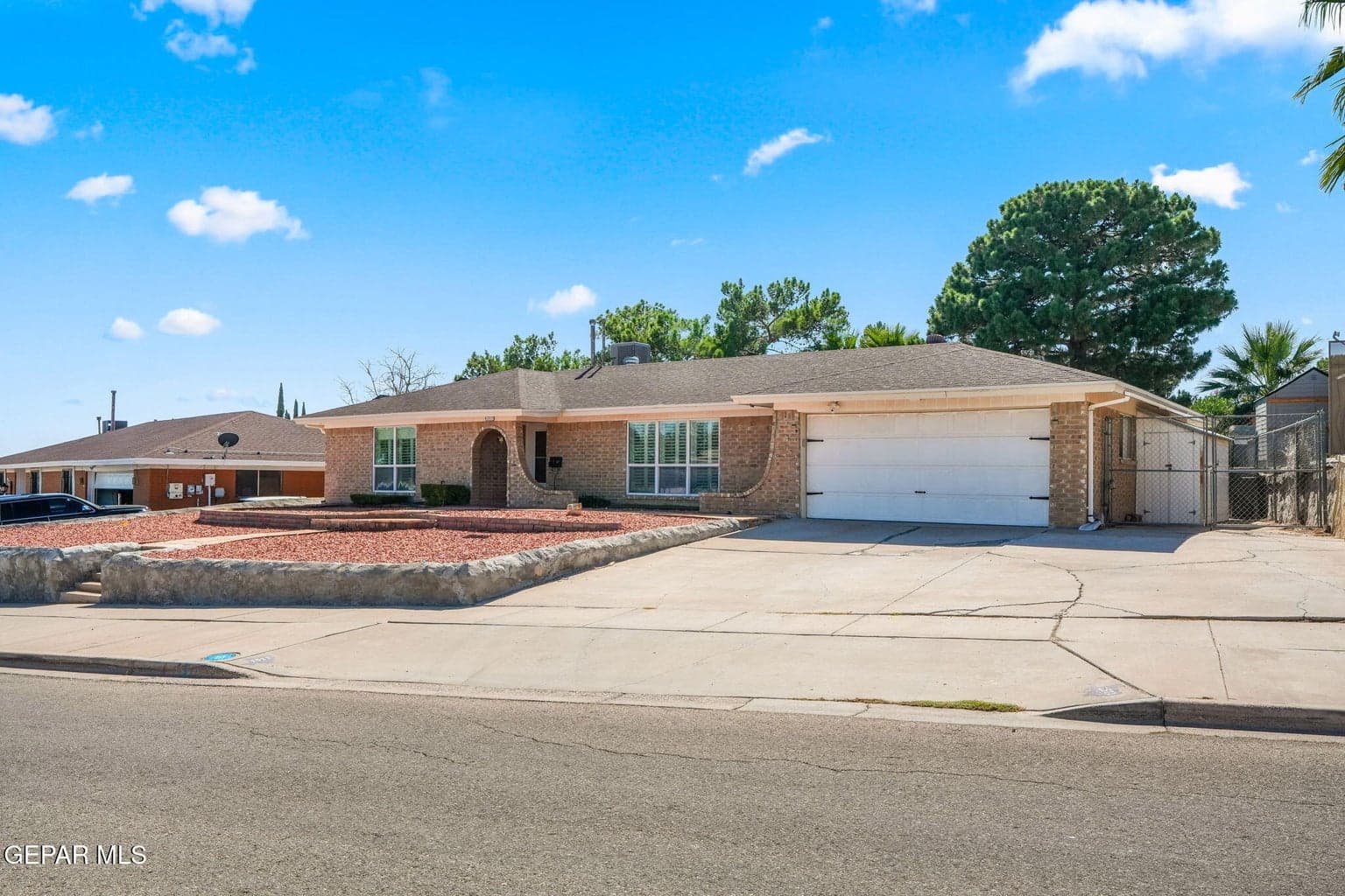 1511 Vista de Oro Dr-2