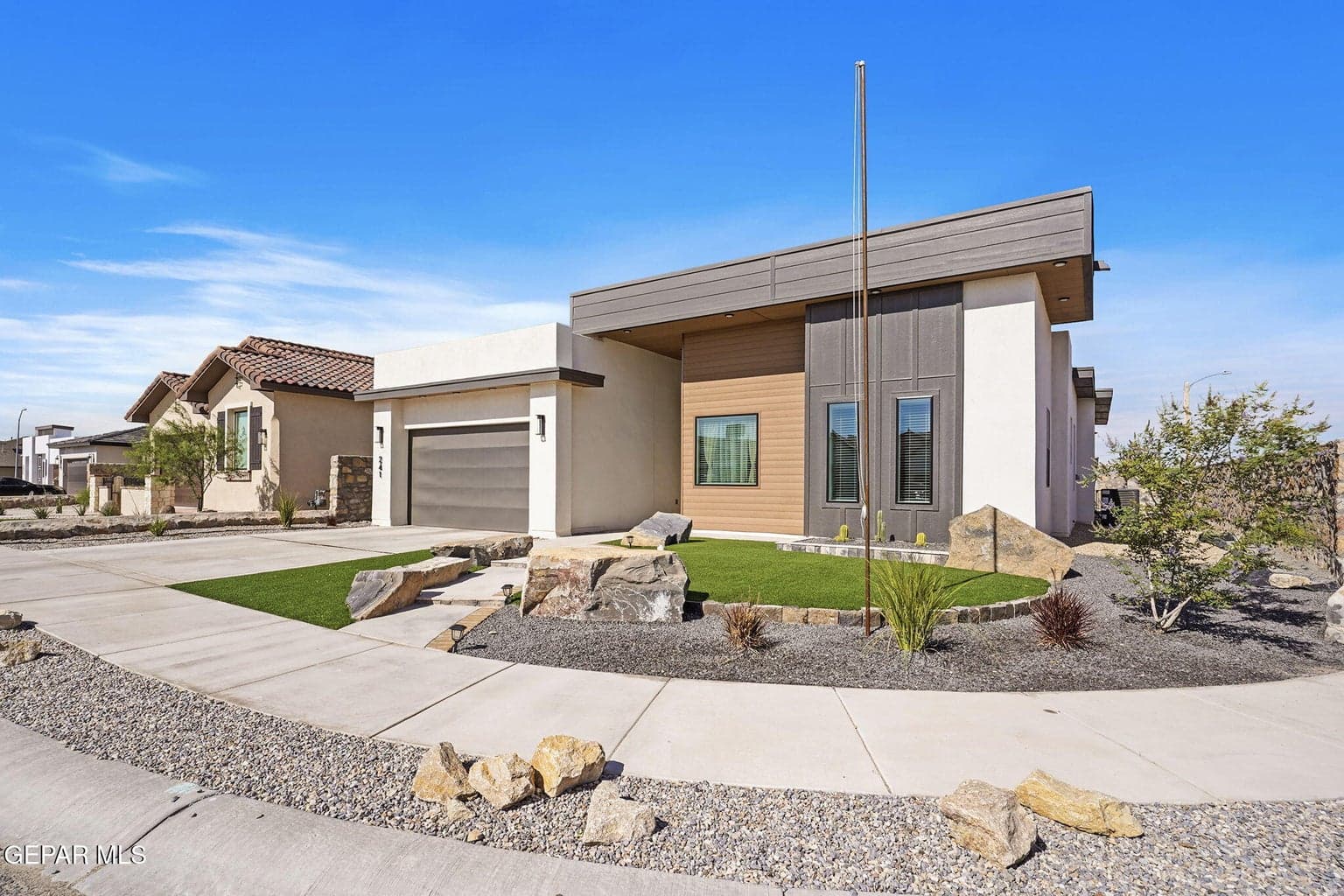 241 MAR VISTA Place