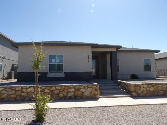 2528 MIKE PRICE Drive