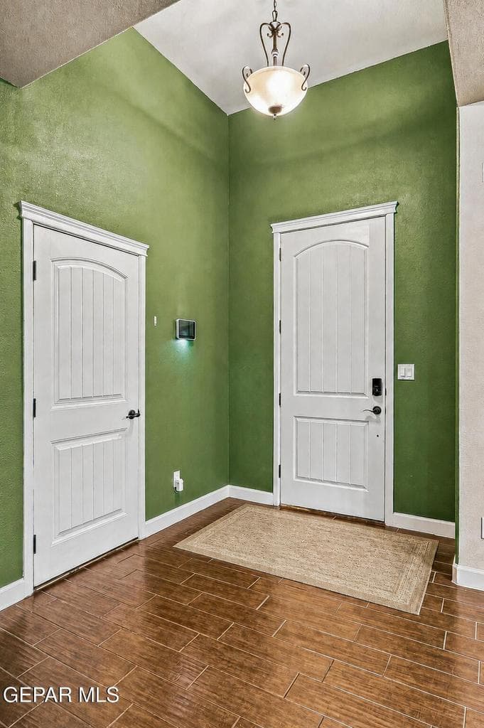 4-Foyer