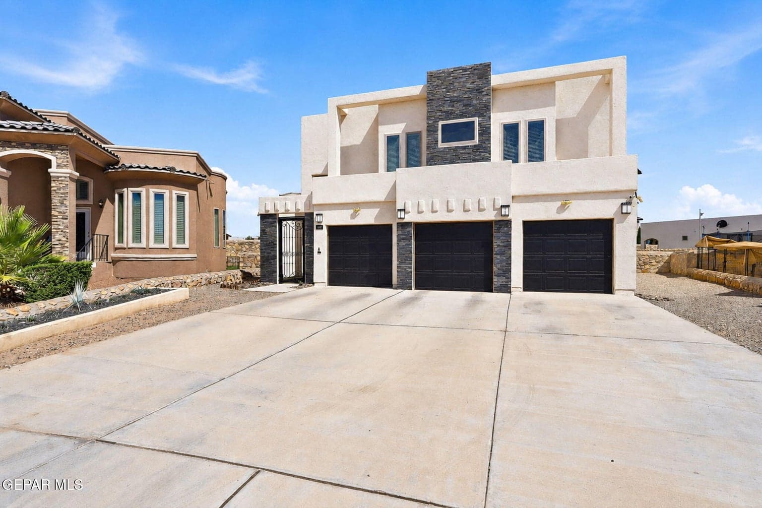 7-web-or-mls-Exteriors7
