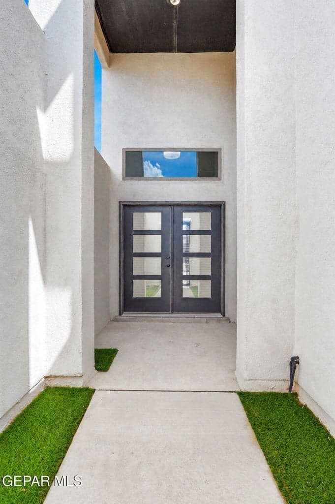 6-web-or-mls-Exteriors6