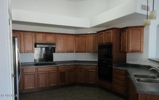 6043 Lourdes(15)