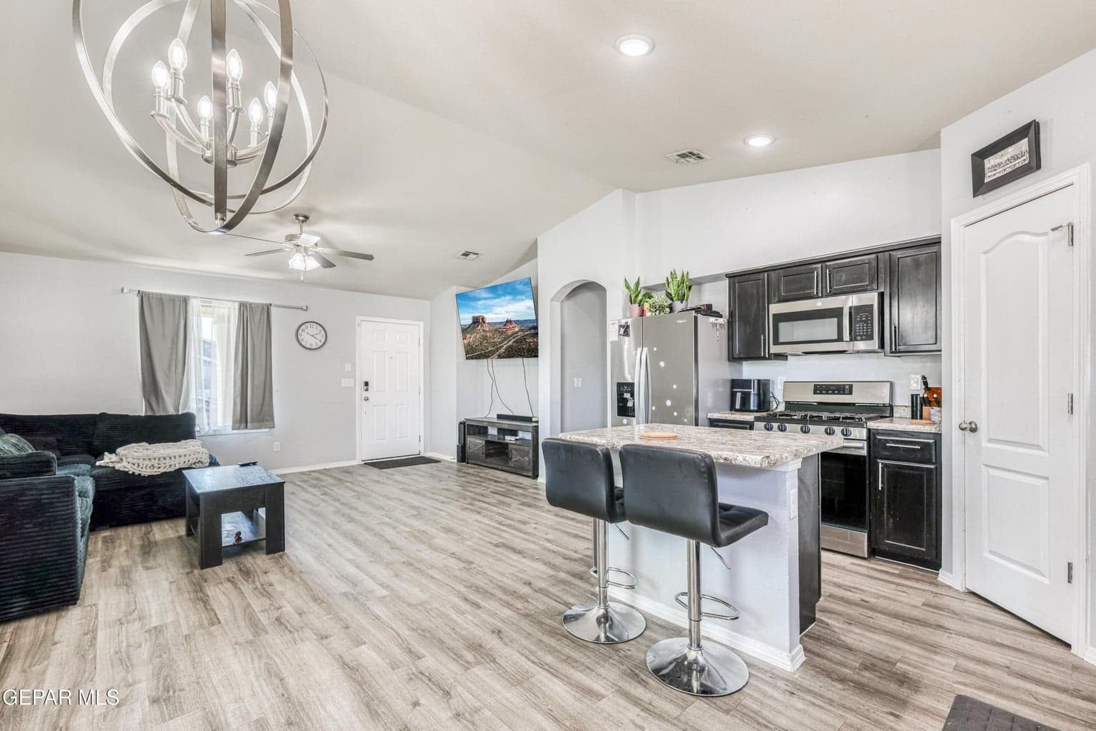 948 Villa Seca Dr 79928