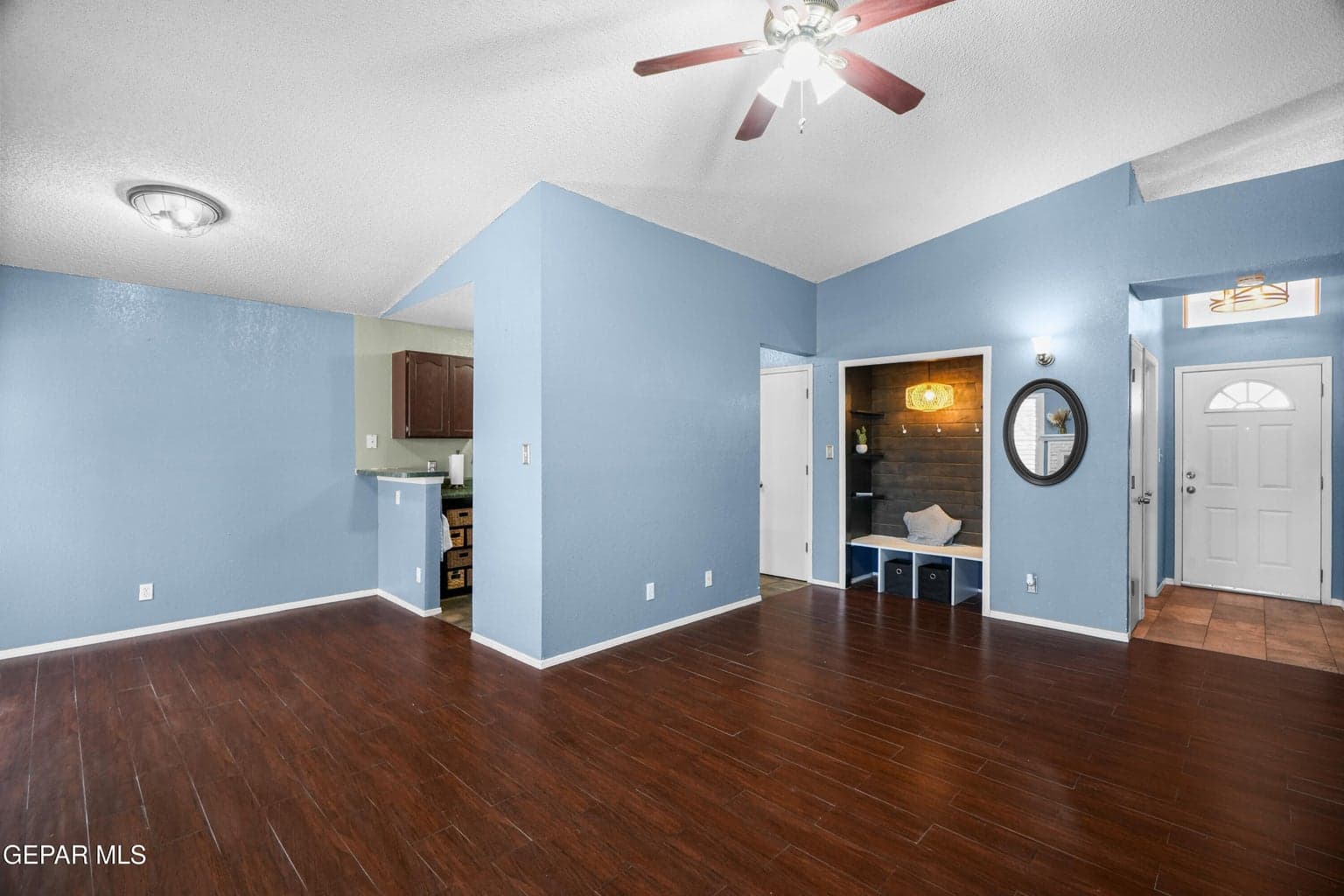 12141 Valley Quail Dr-6