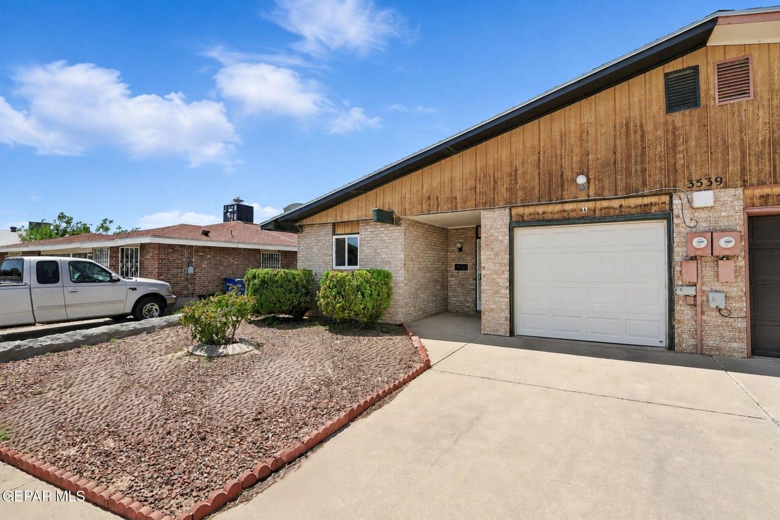 Duplex with single Garage
