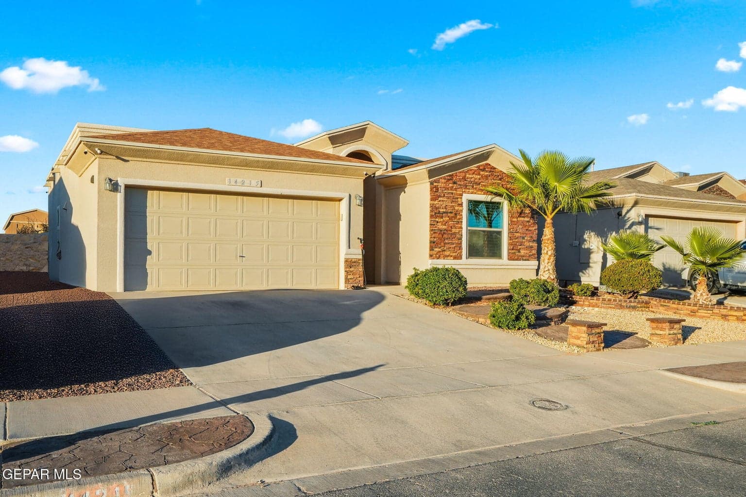 14215 John Risinger Ave-3