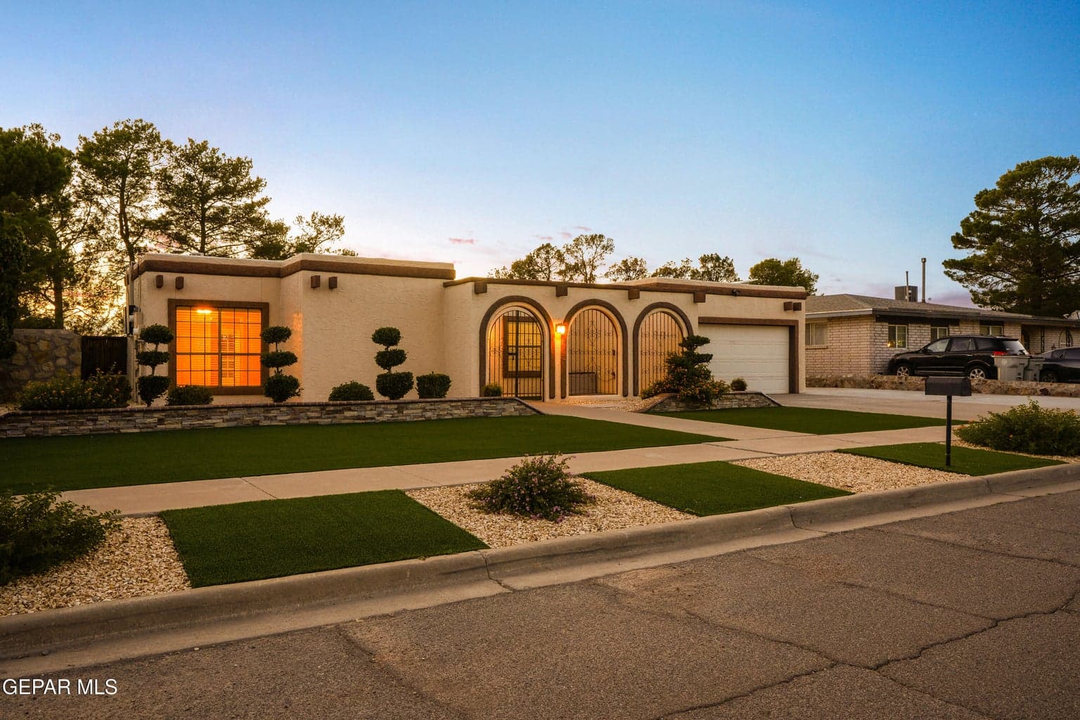 6957 Granero Dr-2