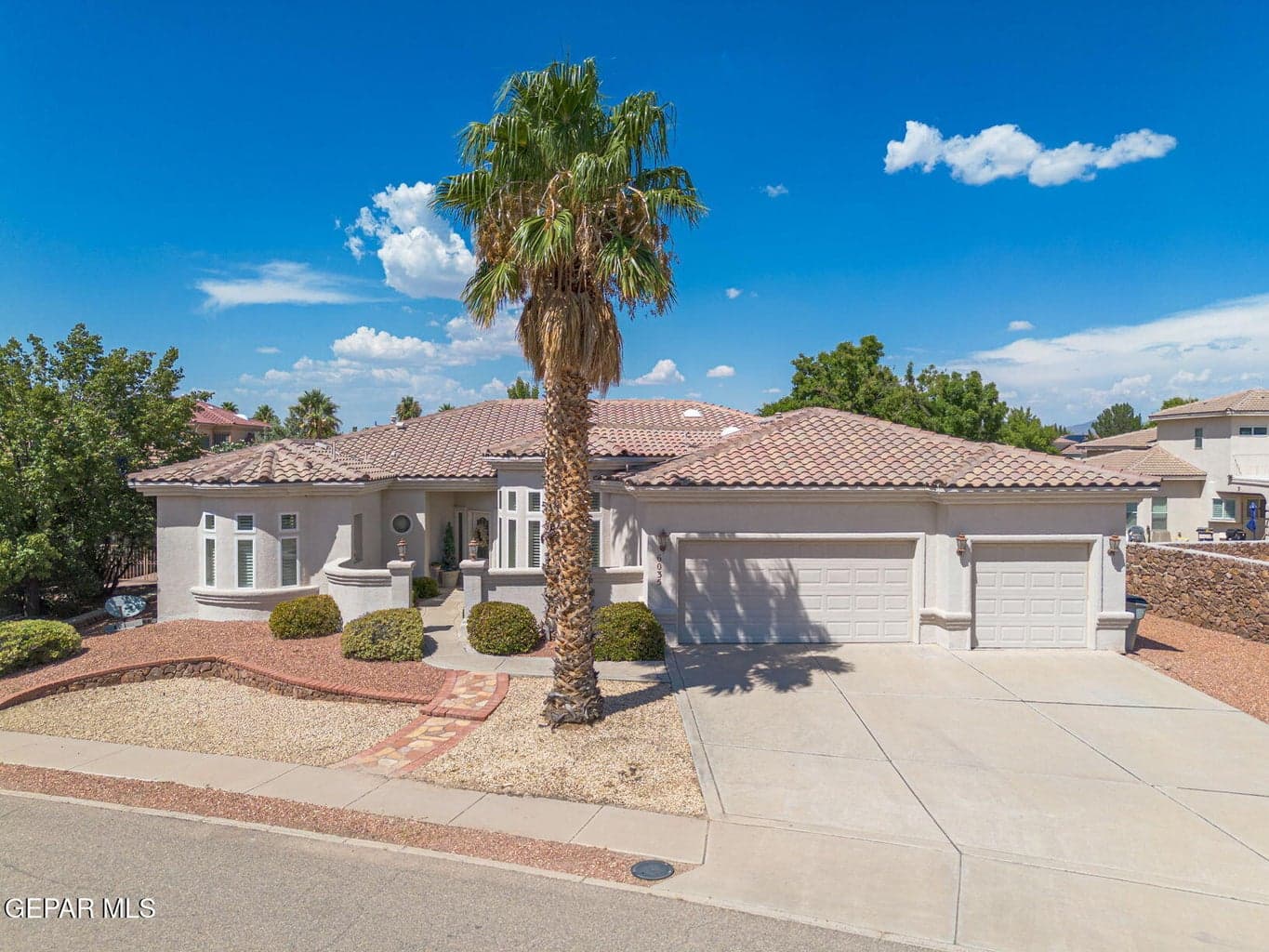6035 LAGUNA VISTA Drive