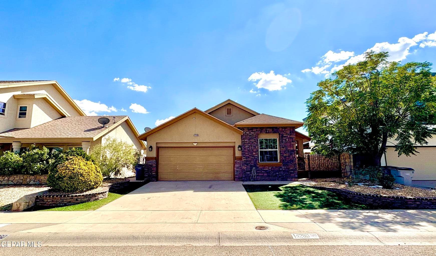 14260 SMOKEY POINT Drive