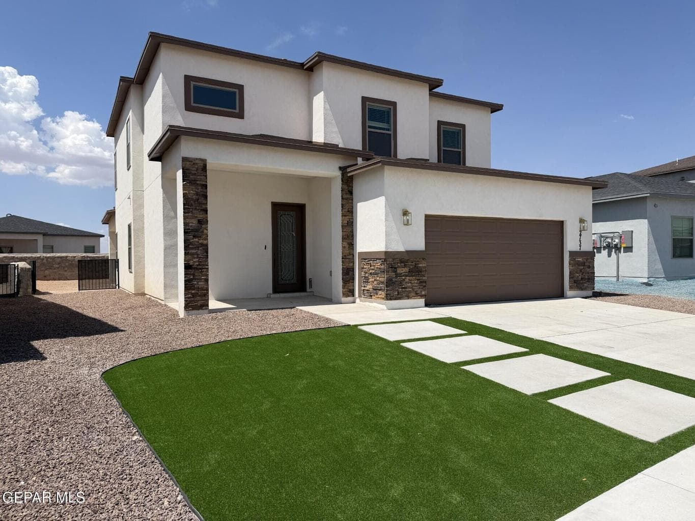 12737 Cono Norte Drive