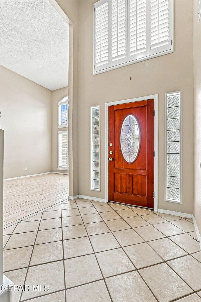 Elegant front entry