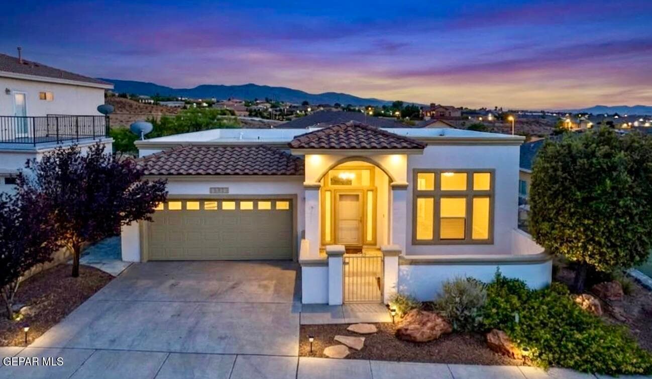 6584 CABANA DEL SOL Drive