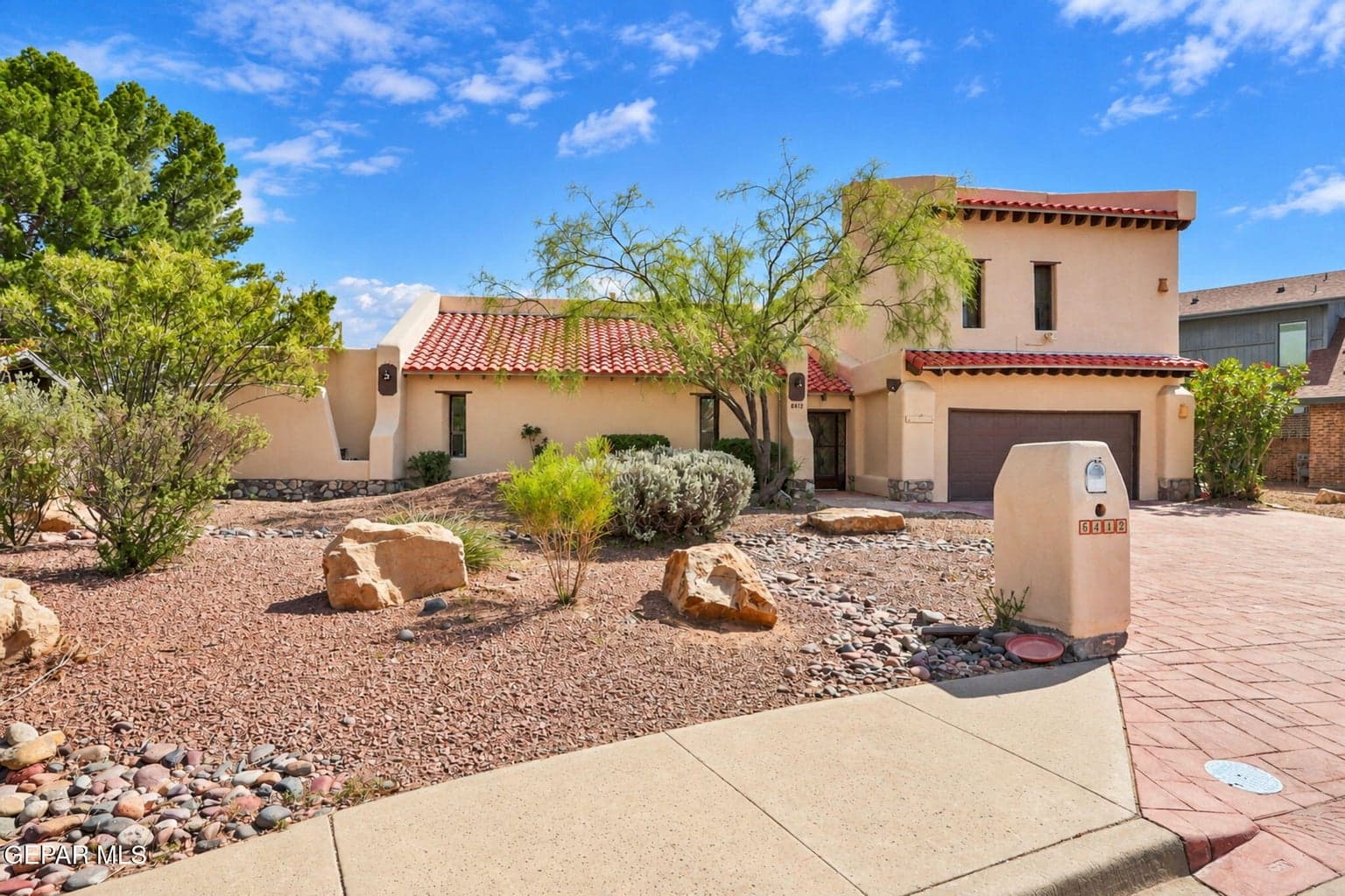 6412 VIA DE ALBUR Court