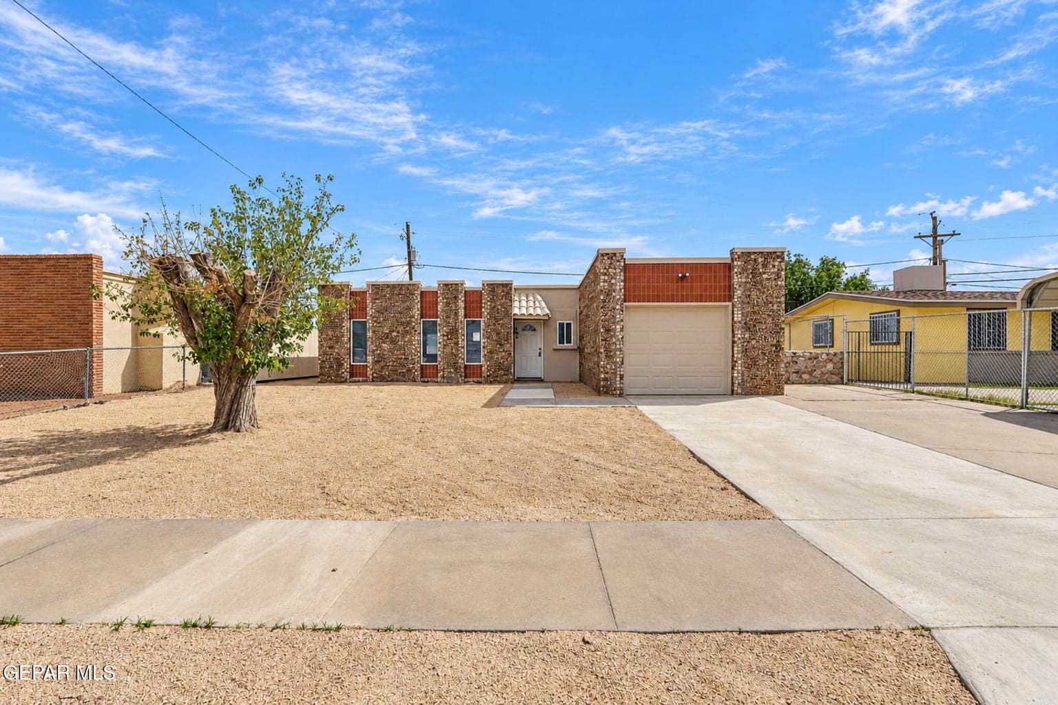 5312 DEARBORNE Drive