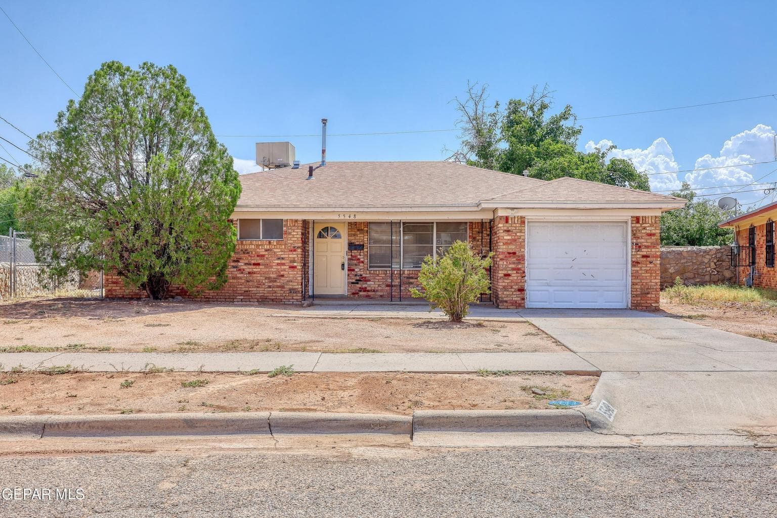 5548 Pembroke Lane