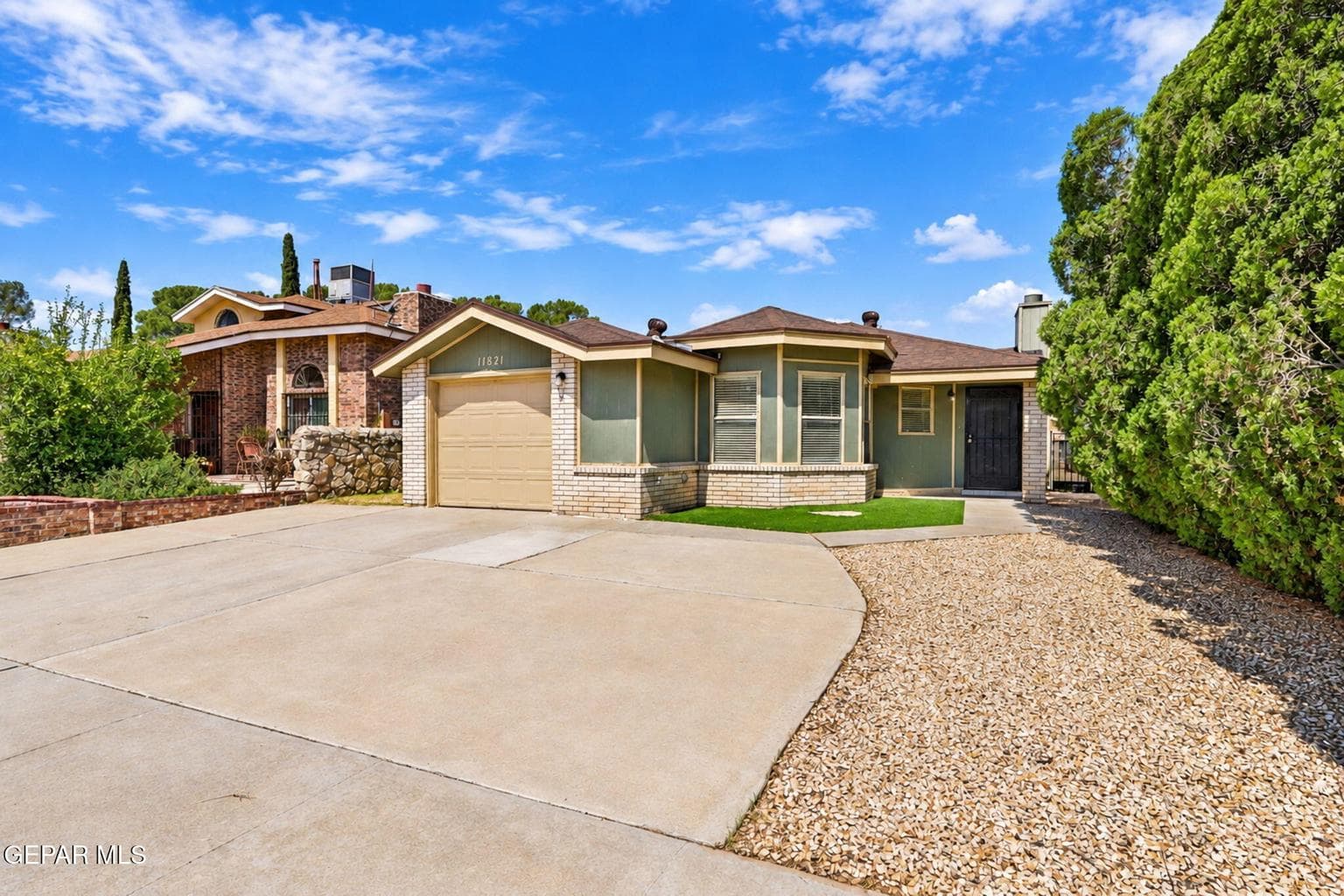 11821 FRANK SHORTER Lane