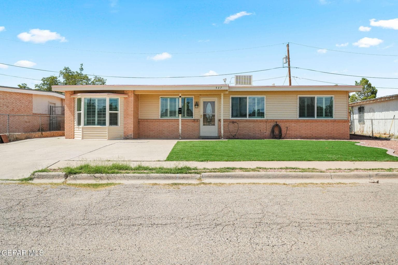 537 Gilmore Way