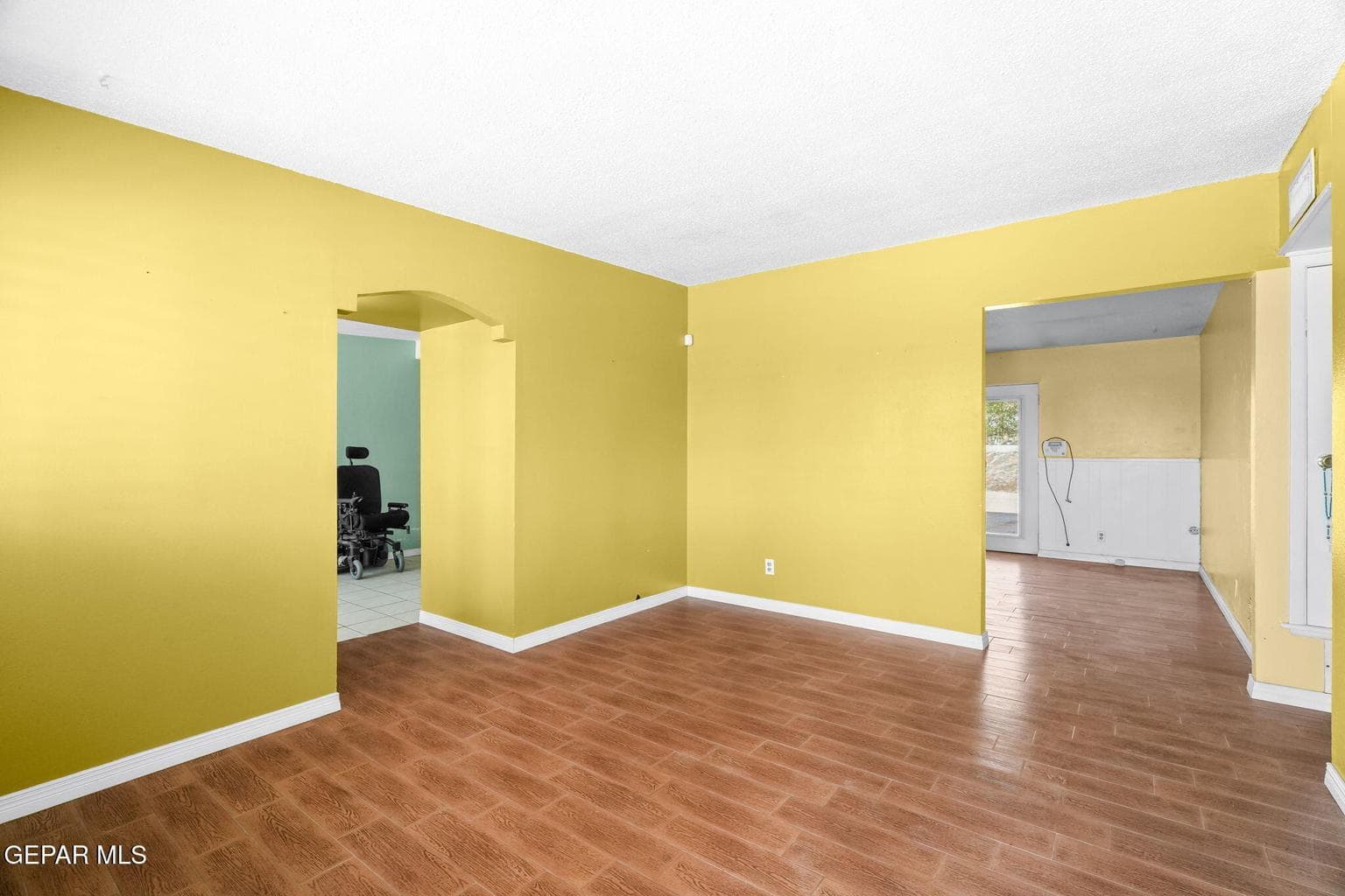 537 Gilmore Way-4