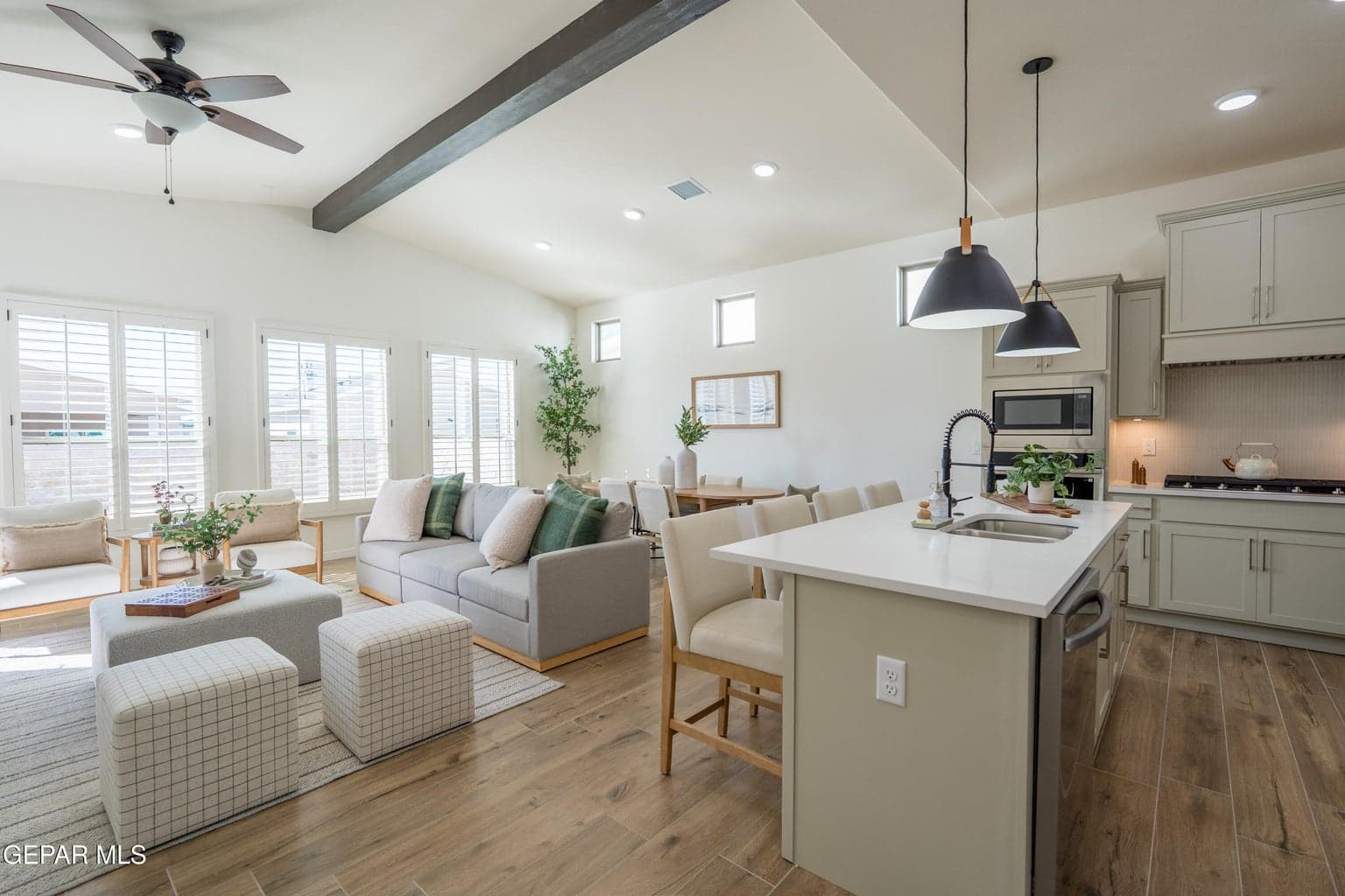 3821 Aspire MLS-21