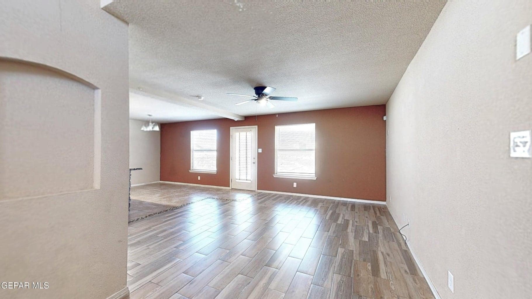 Spacious living room.