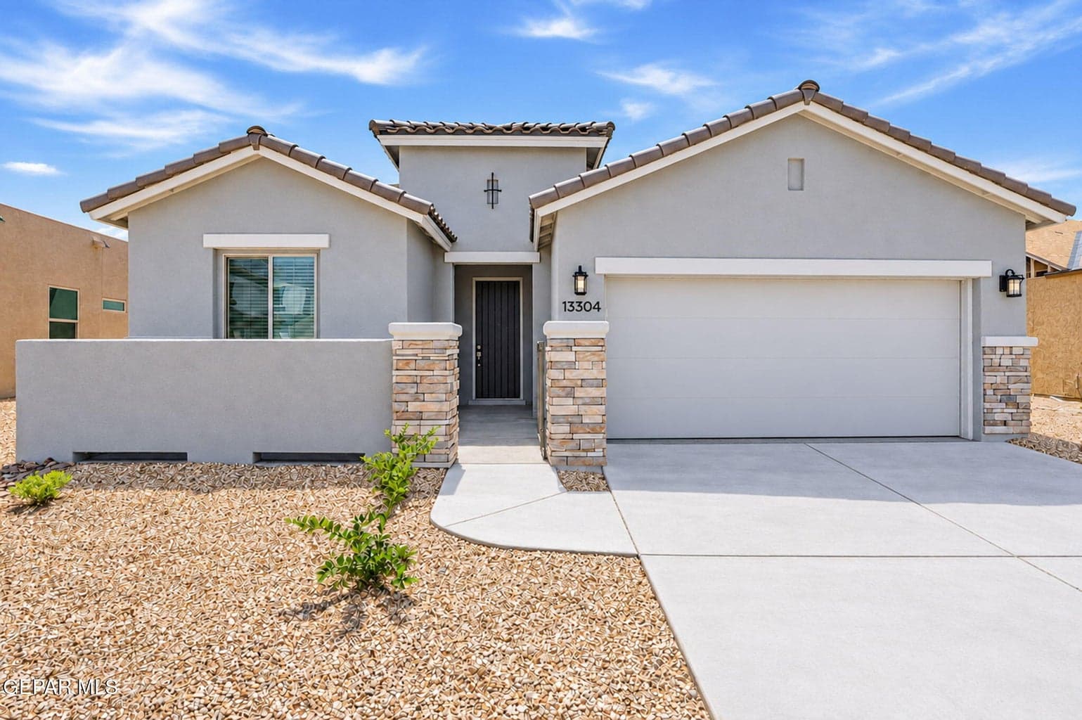 13304 Emerald Water Court