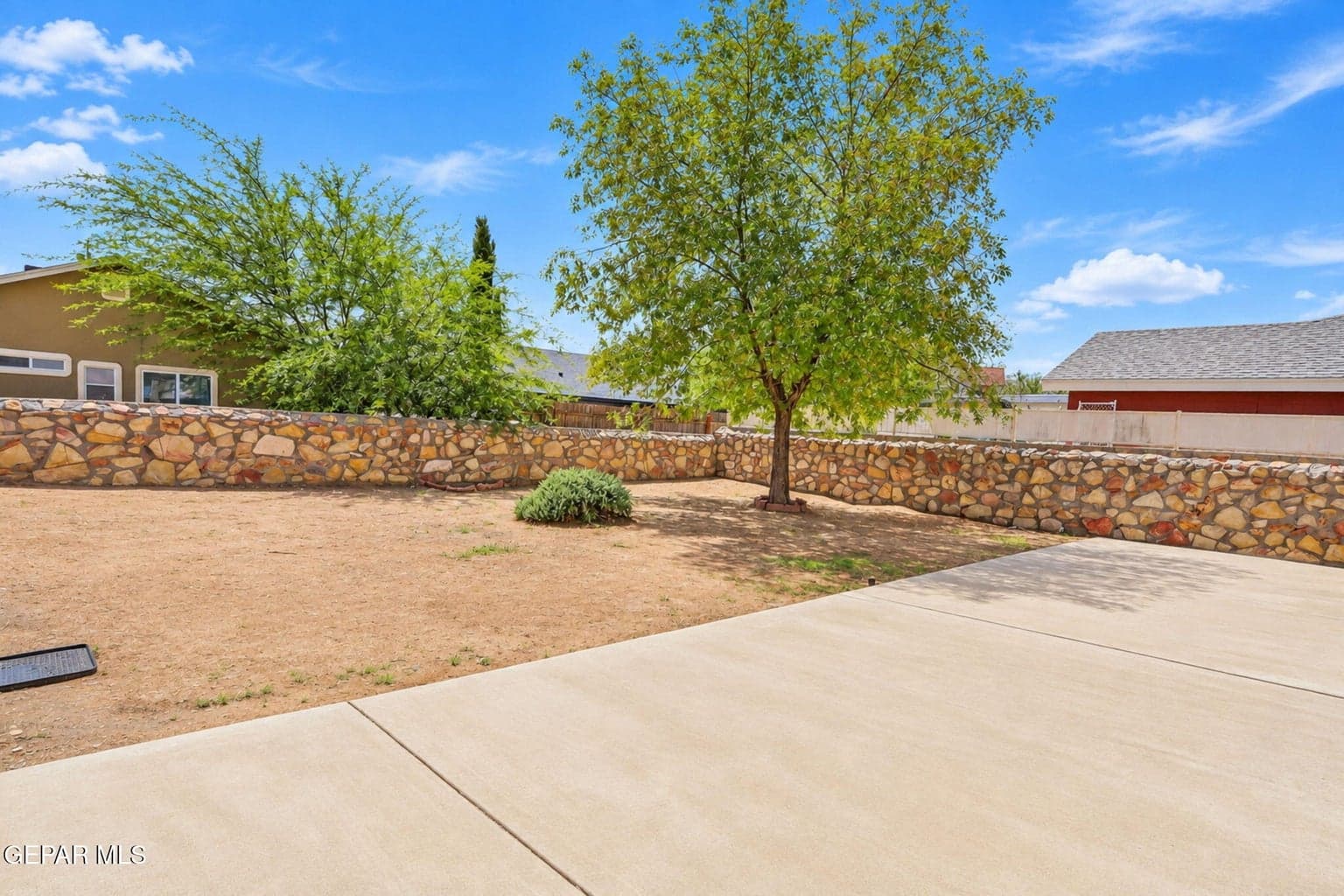 3-web-or-mls-Exterior_3