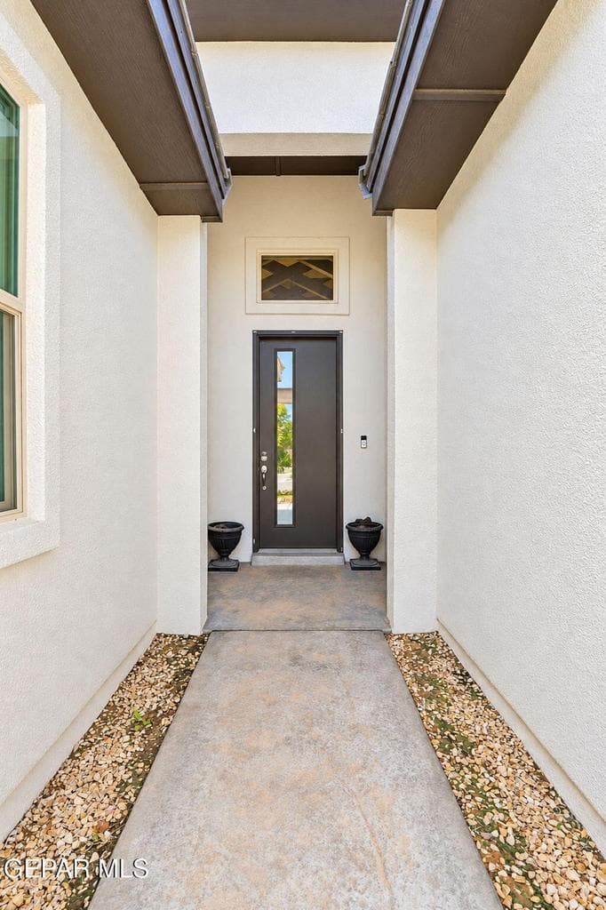 2-web-or-mls-Exterior_2