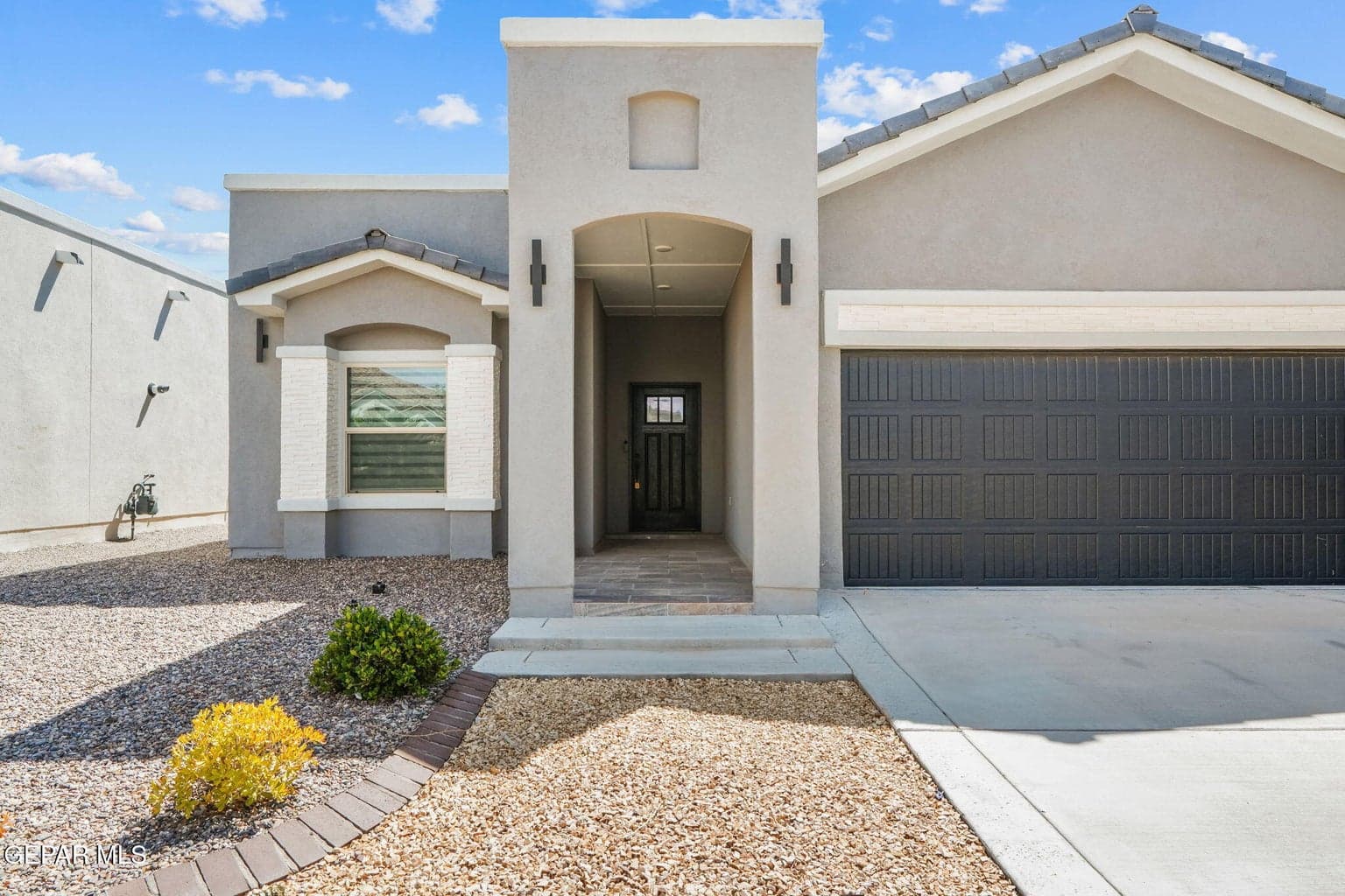 13868 Paseo Perlas Dr-4