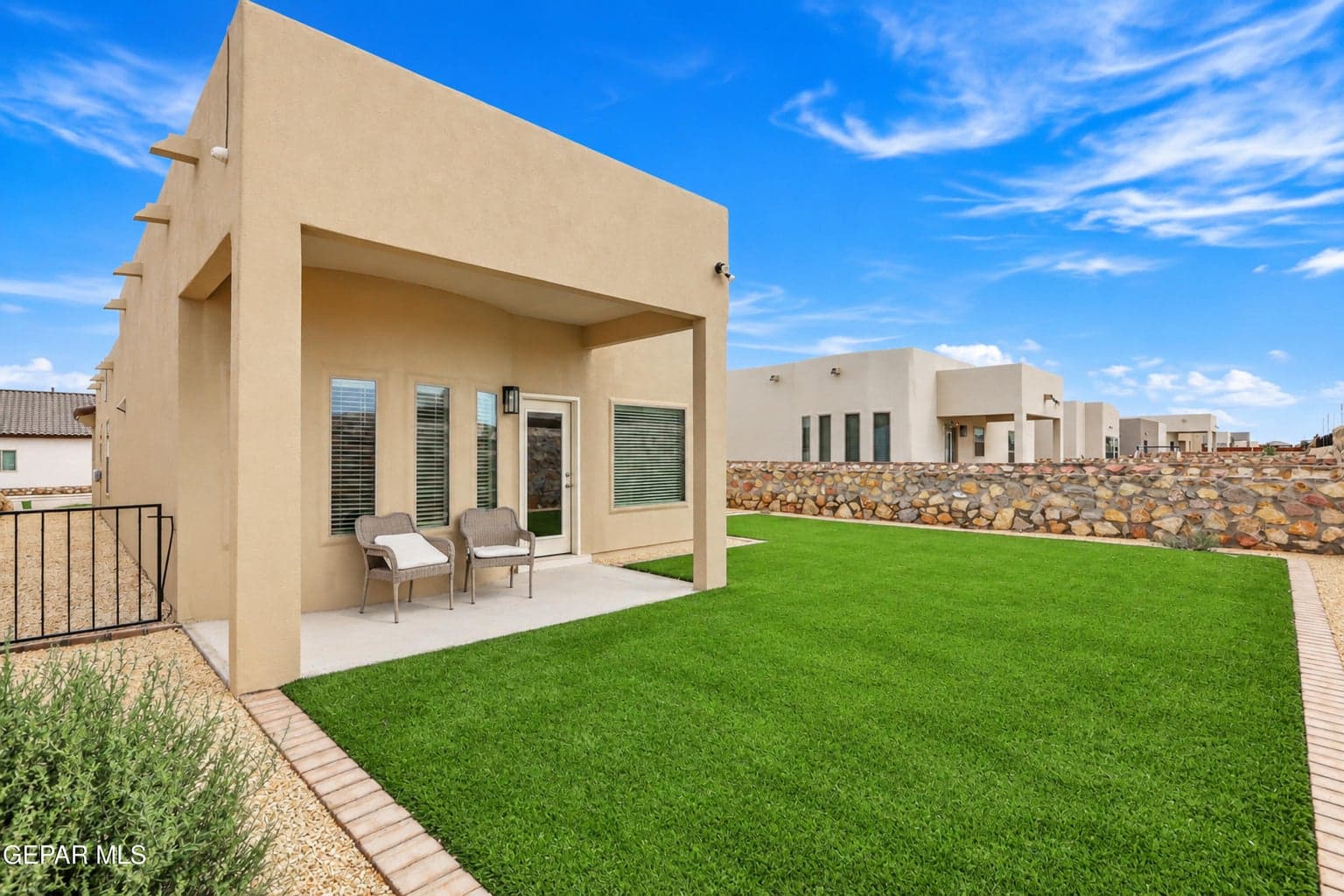 2-print-Exterior_2