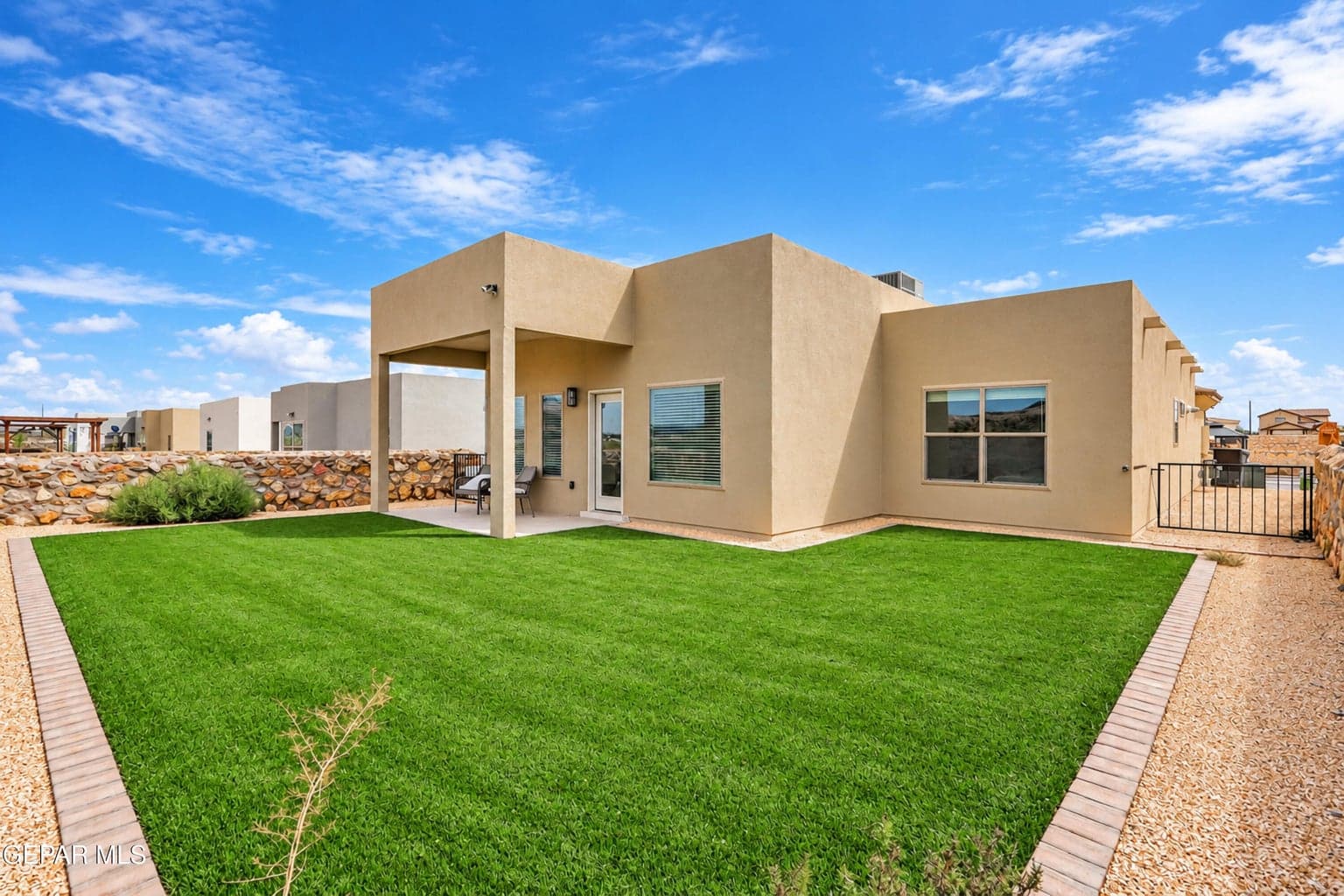4-print-Exterior_4