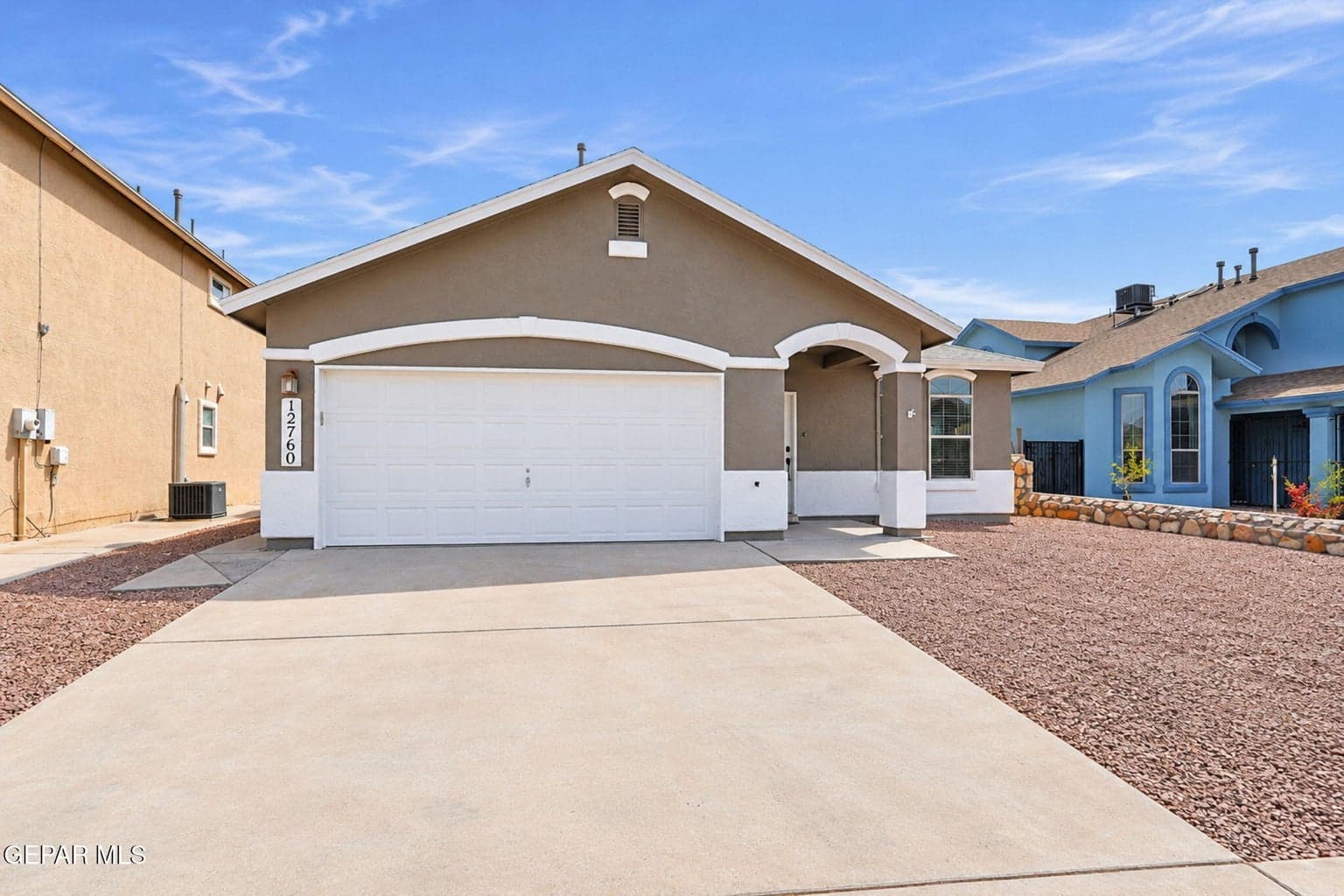 6-web-or-mls-Exterior_6
