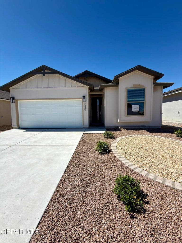 3889 PERSPECTIVE Street