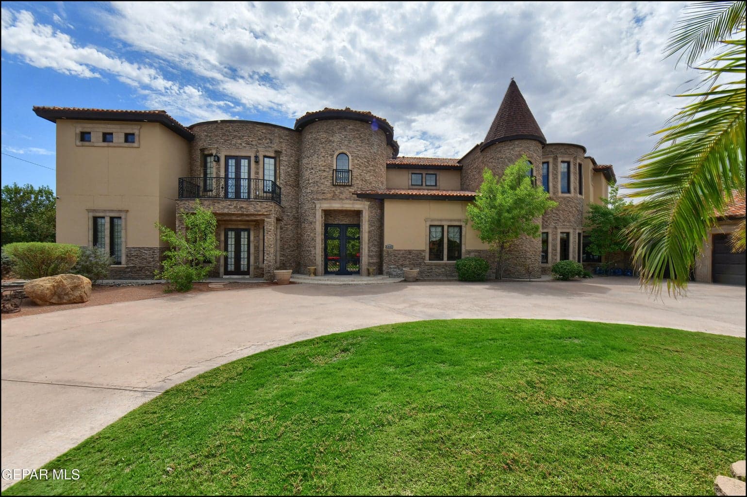 4006 ROADSIDE Court