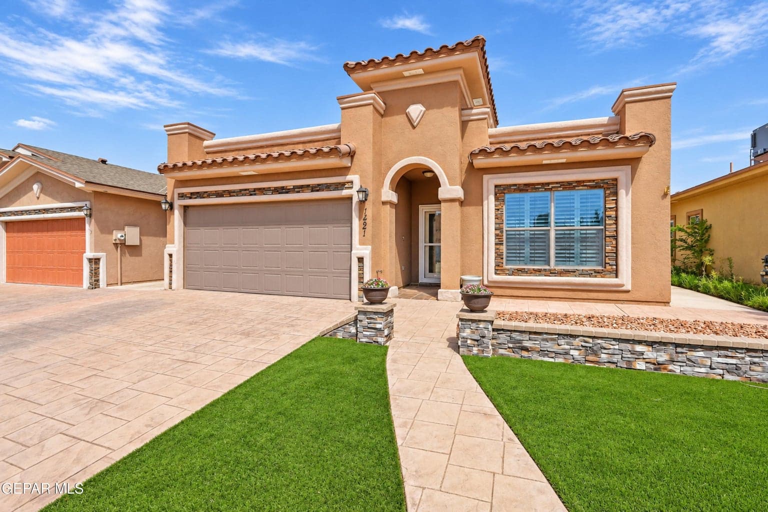 4-print-Exterior_4