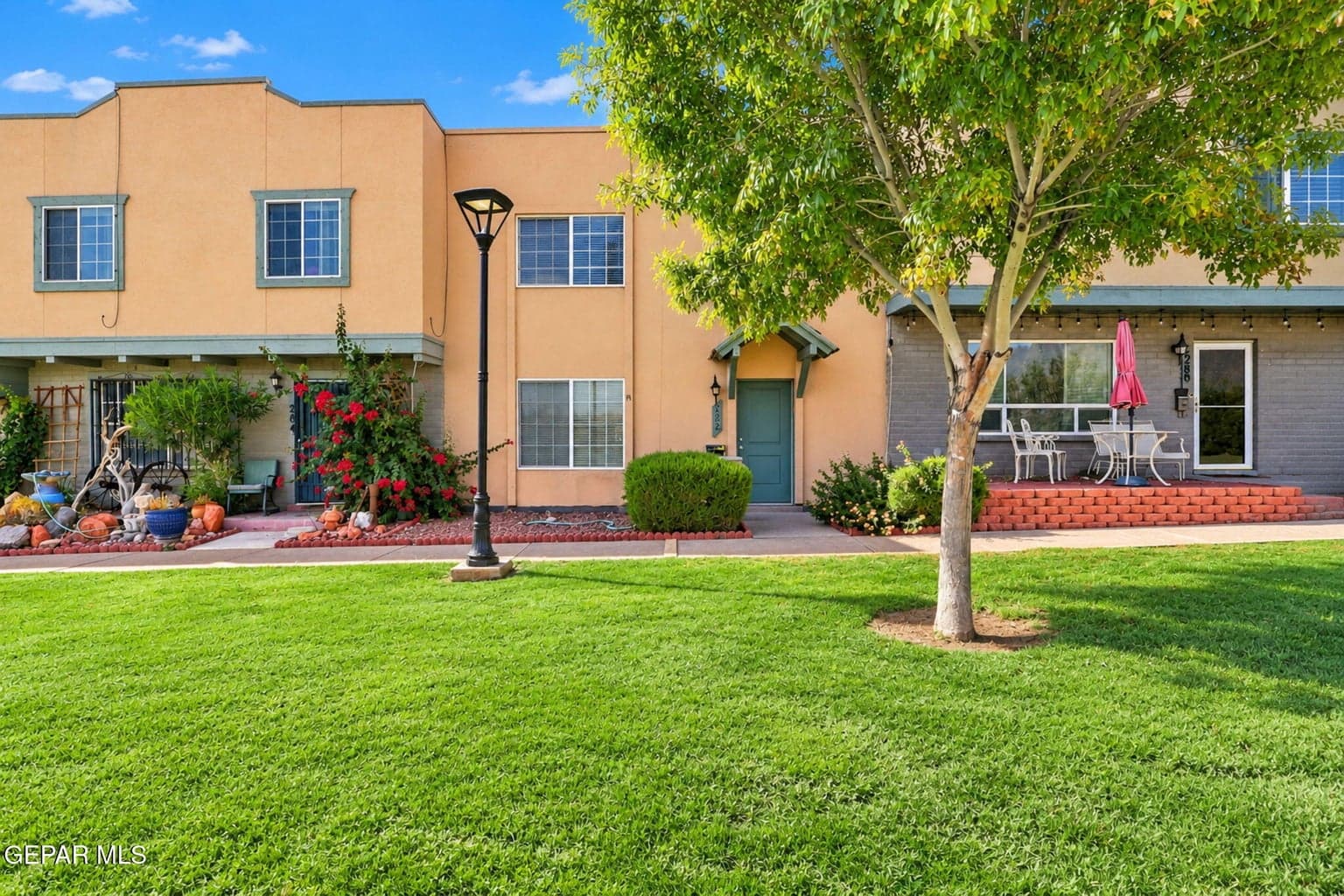 3-web-or-mls-Exterior_3
