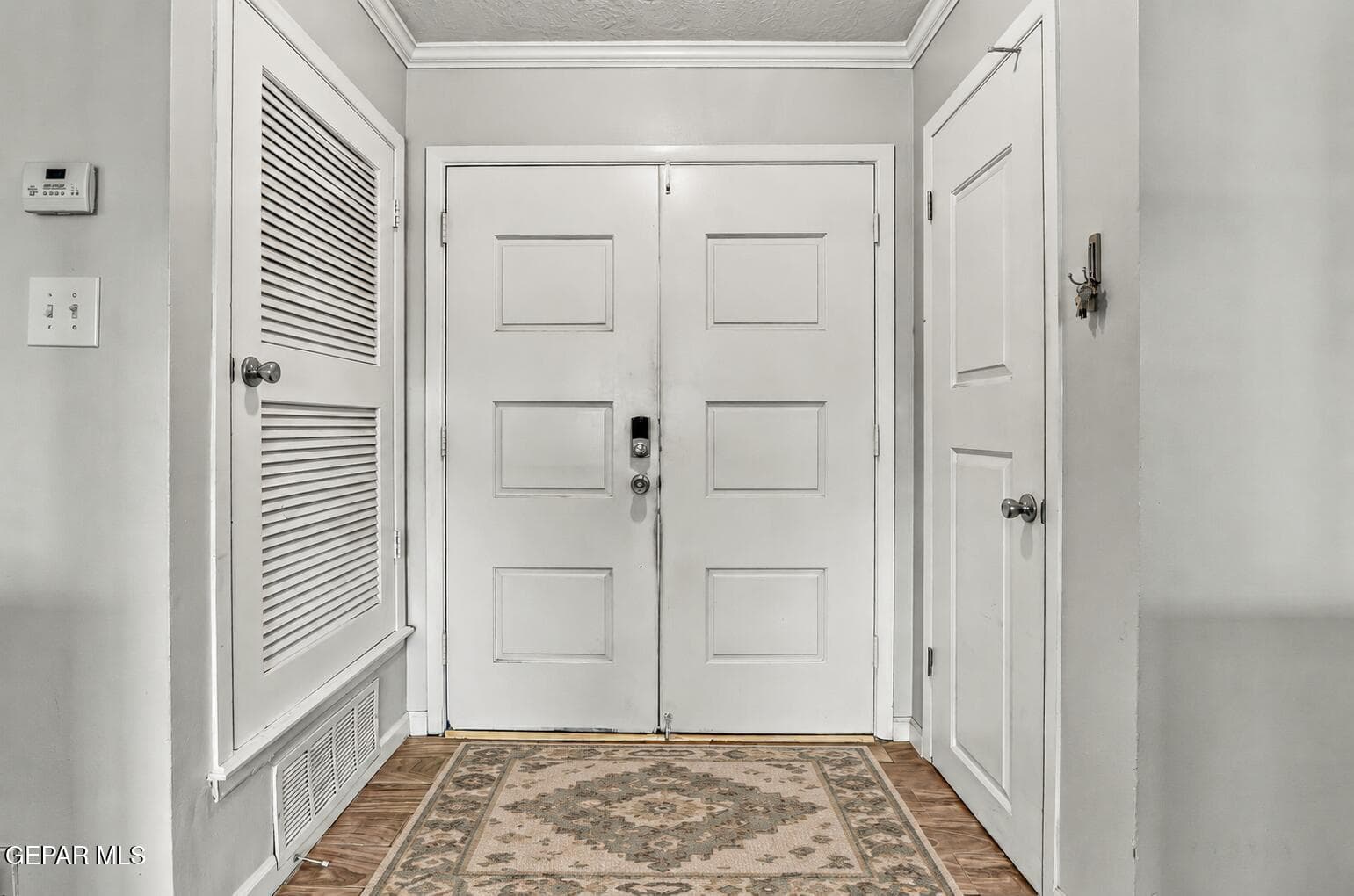 3-Foyer